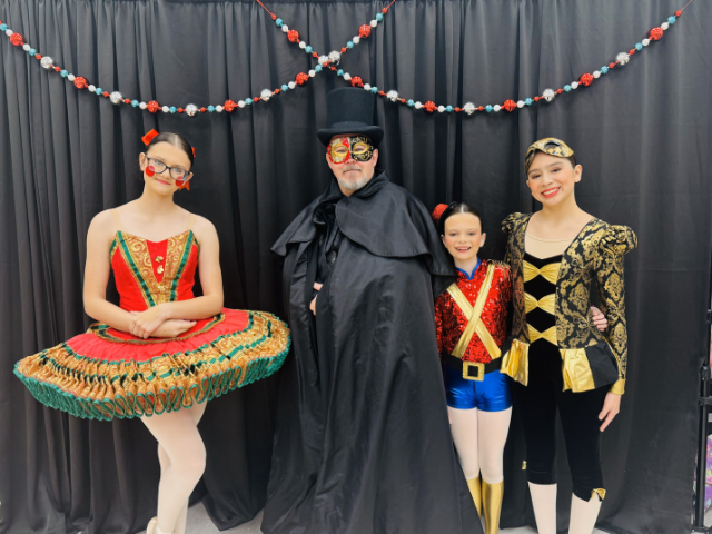 Nutcracker dancers from left: : Ballerina, Drosselmeyer, soldier, jester.